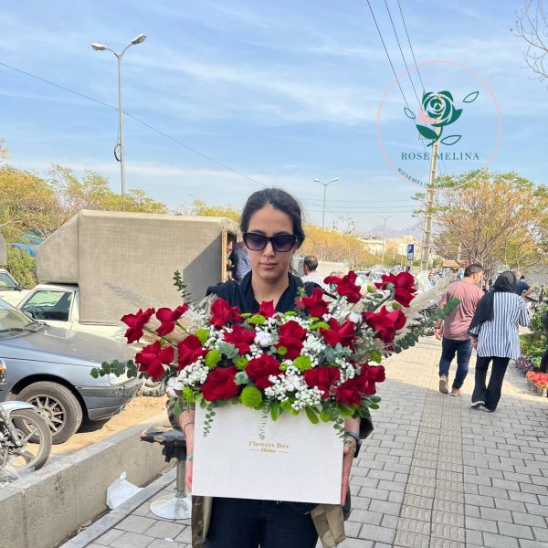 دسته گل گرد رز منیاتوری رزیتا