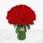 باکس گل برای افتتاحیه کافه: هنر زیبایی و خوش‌آمدگویی