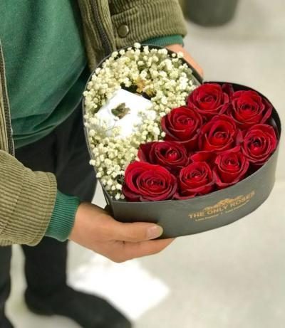 گل فروشی همدان باکس گل قلب