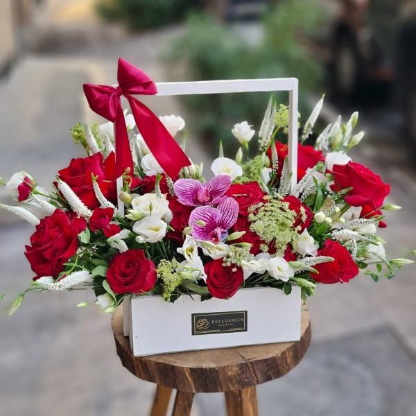 باکس گل دسته دار کد 529 - گل فروشی آنلاین رزگاردن