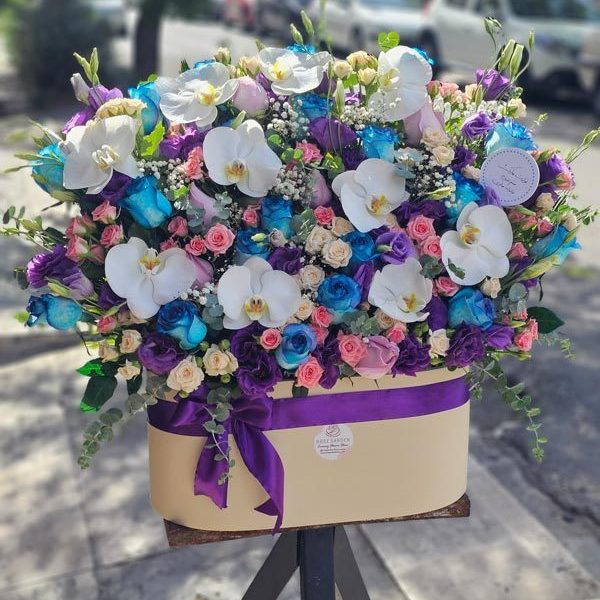 باکس گل لاکچری کد 718 - گل فروشی آنلاین رزگاردن