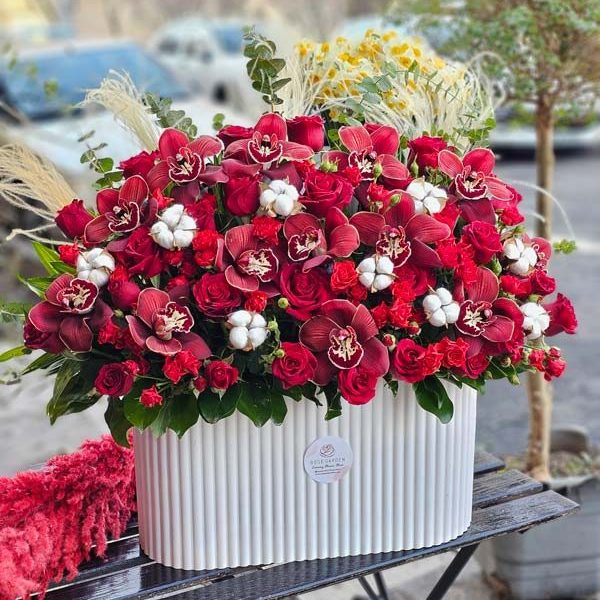 سبد گل تبریک کد 4041 – گل اور